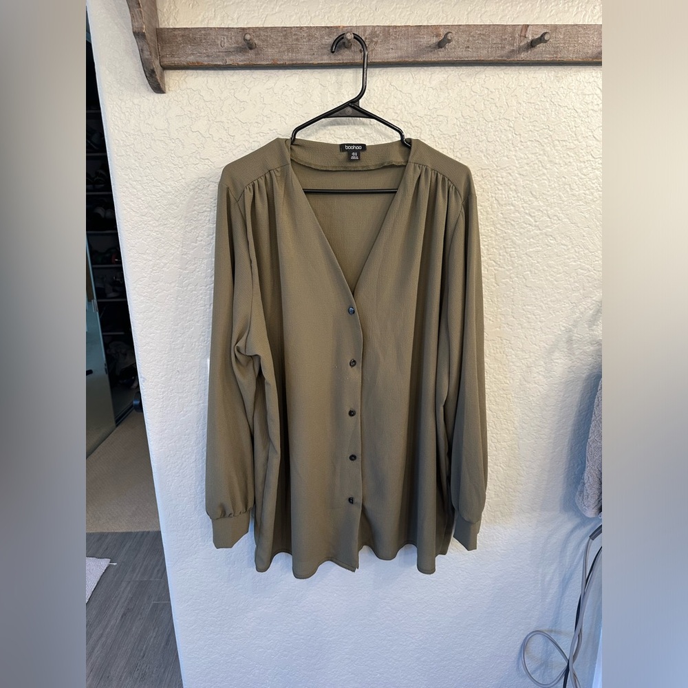 Boohoo Long Sleeve Button Up Top